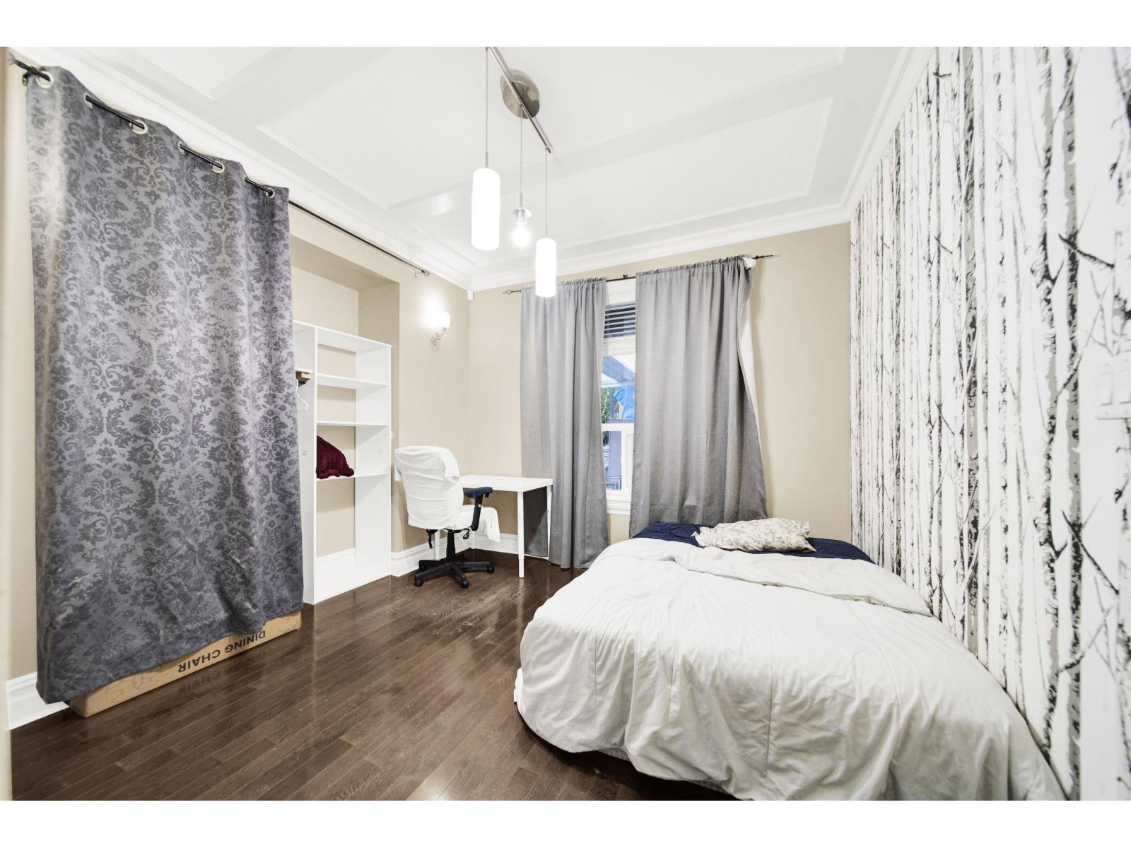 9467 163 Street Property Photo 17