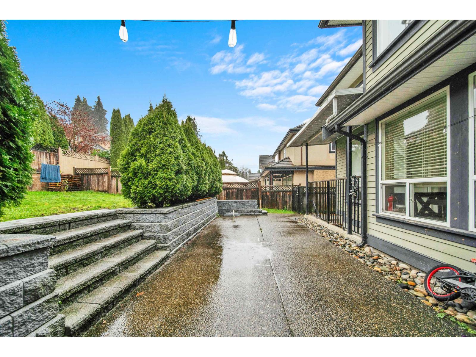 9467 163 Street Property Photo 19