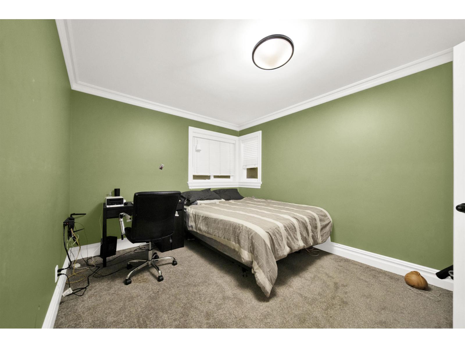 9467 163 Street Property Photo 25