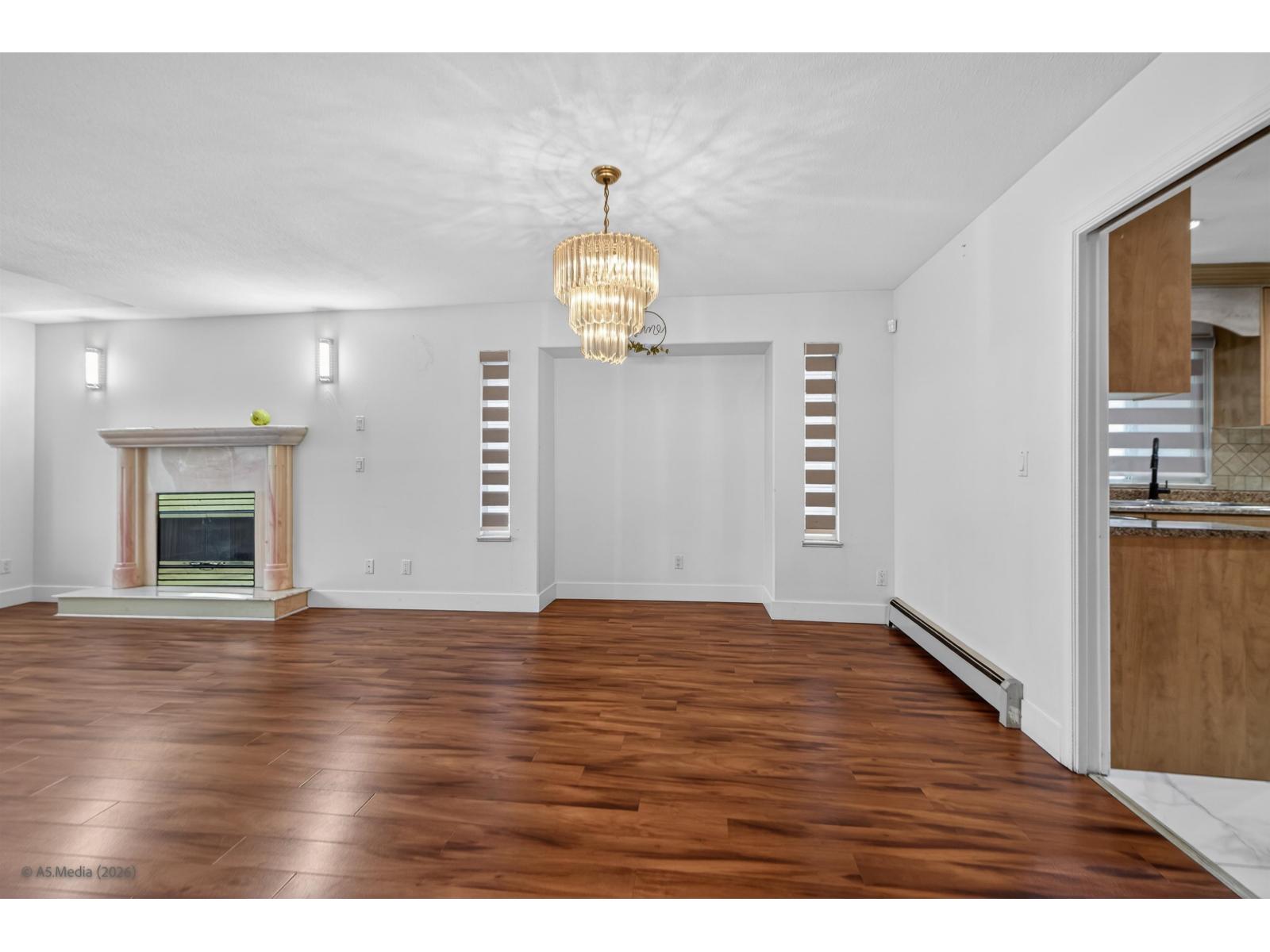 12369 64 Avenue Property Photo 6