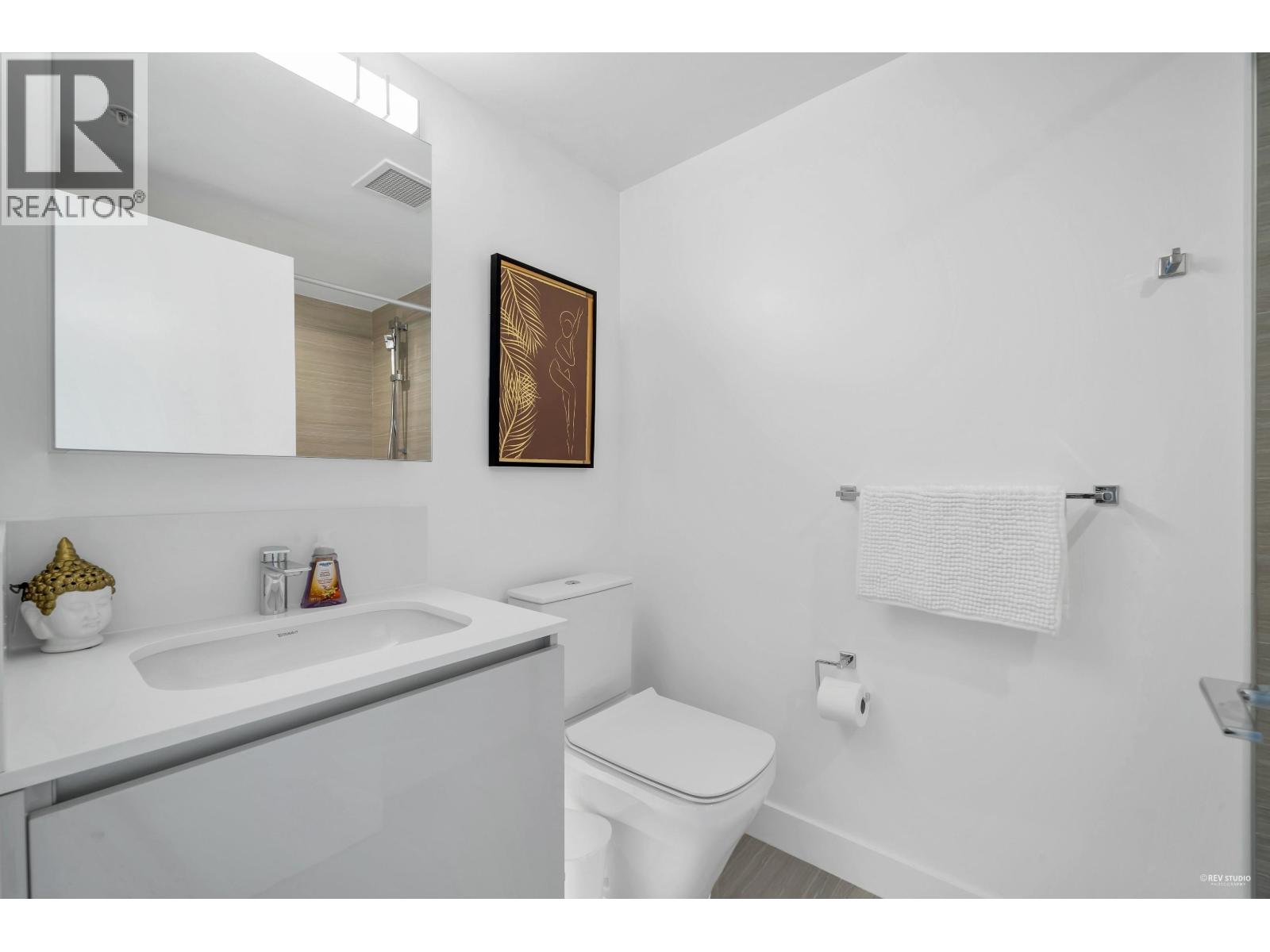 1807 5788 Gilbert Road Property Photo 18