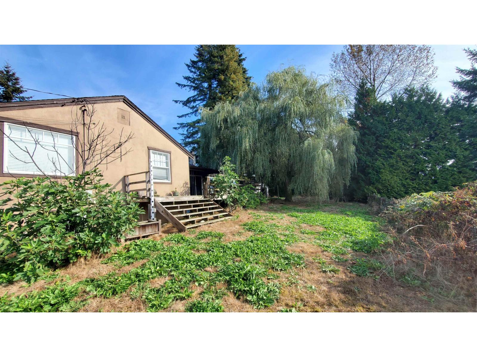 8042 Cedar Street Property Photo 5