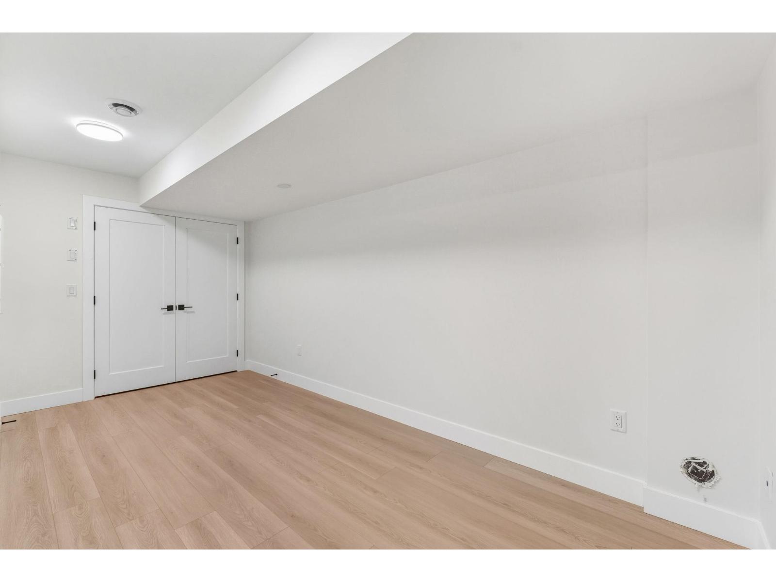 32529 Higginbottom Court Property Photo 9