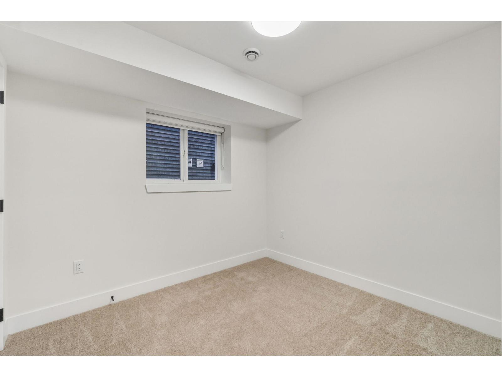32529 Higginbottom Court Property Photo 16
