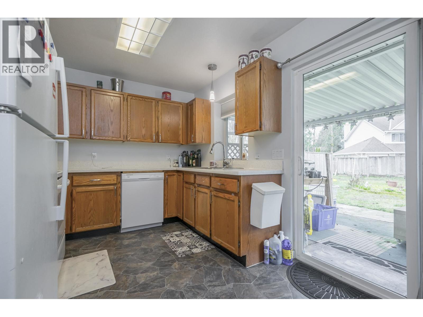 12145 207a Street Property Photo 4