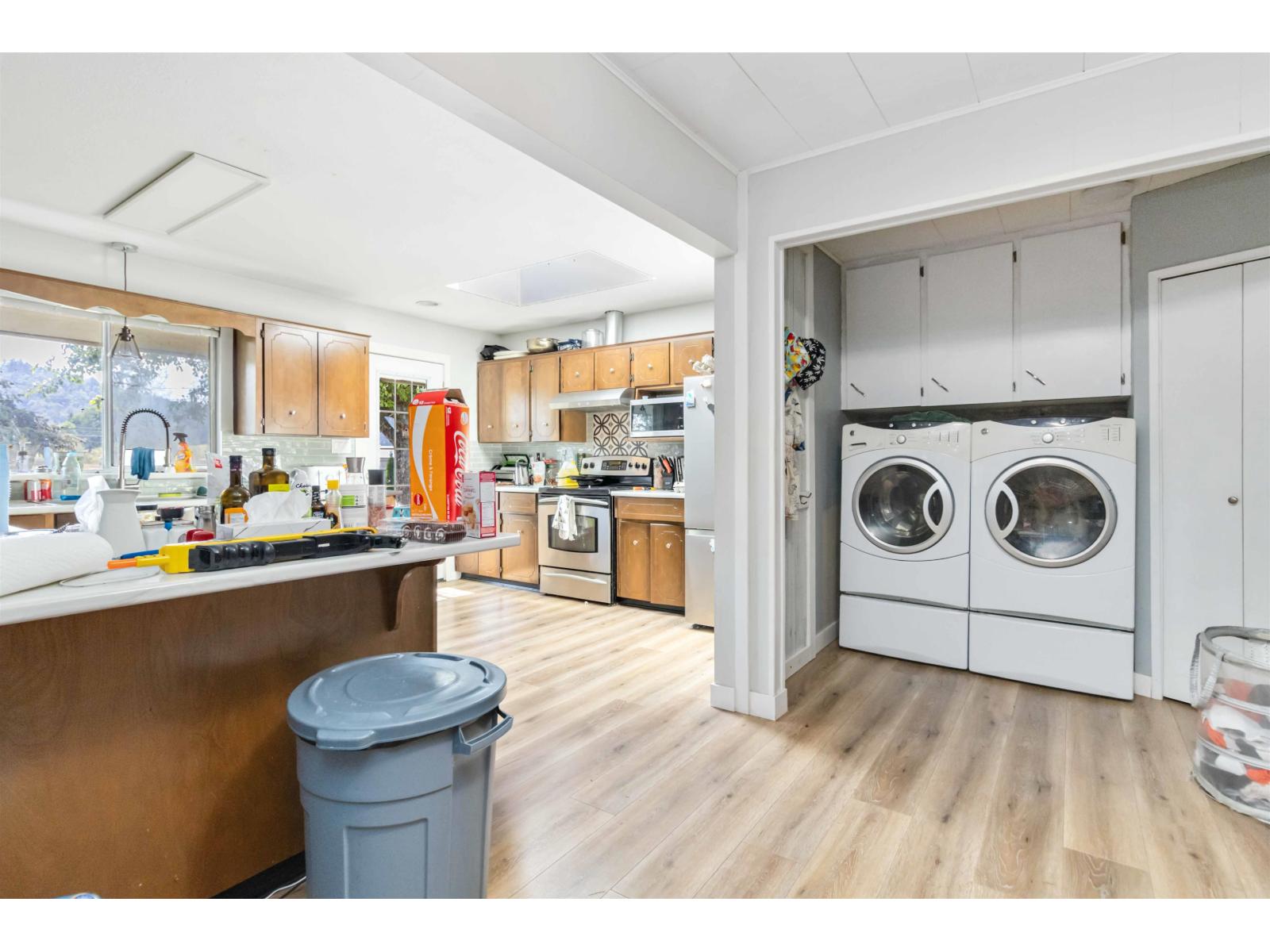 10087 Mountainview Road Property Photo 11