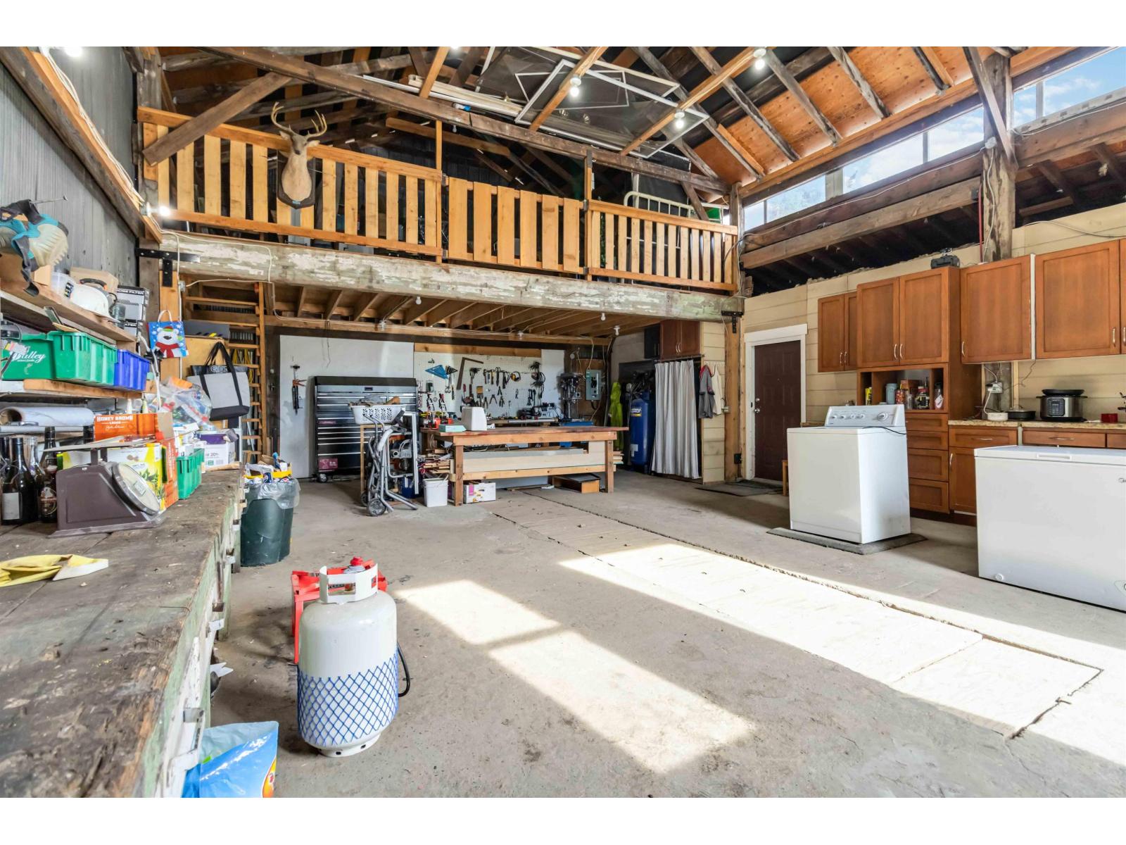 10087 Mountainview Road Property Photo 26