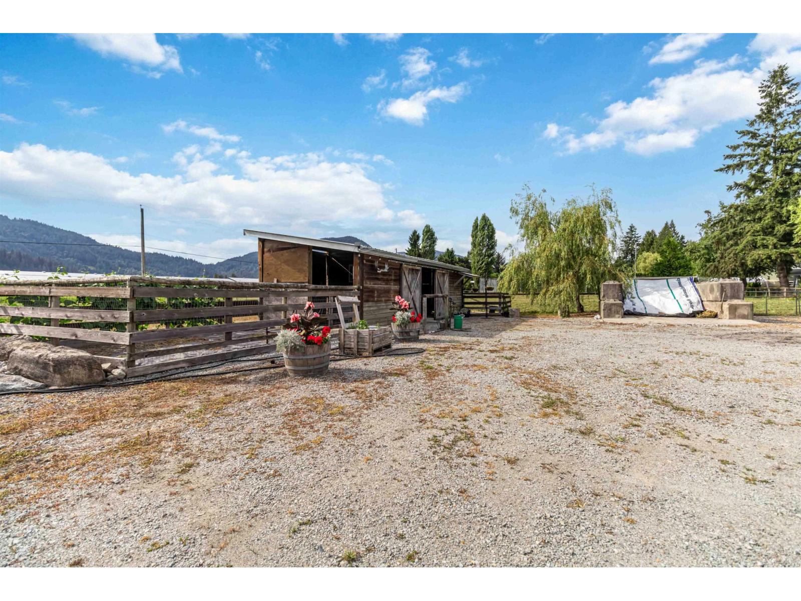 10087 Mountainview Road Property Photo 28