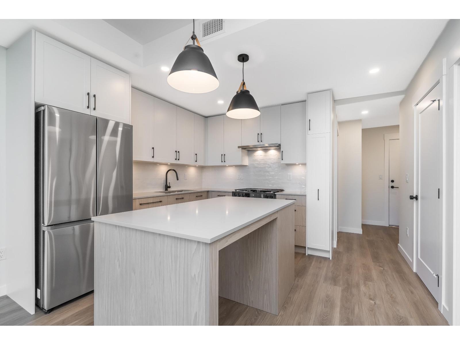 404 27218 Aldergrove Town Centre Drive Property Photo 15