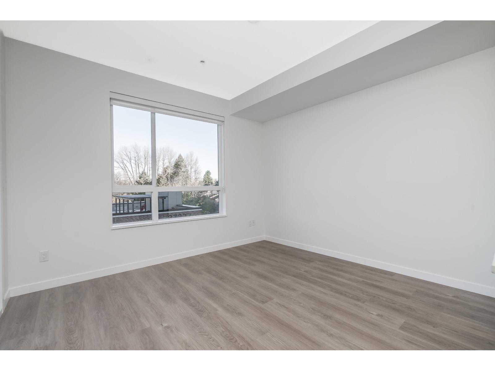 404 27218 Aldergrove Town Centre Drive Property Photo 21