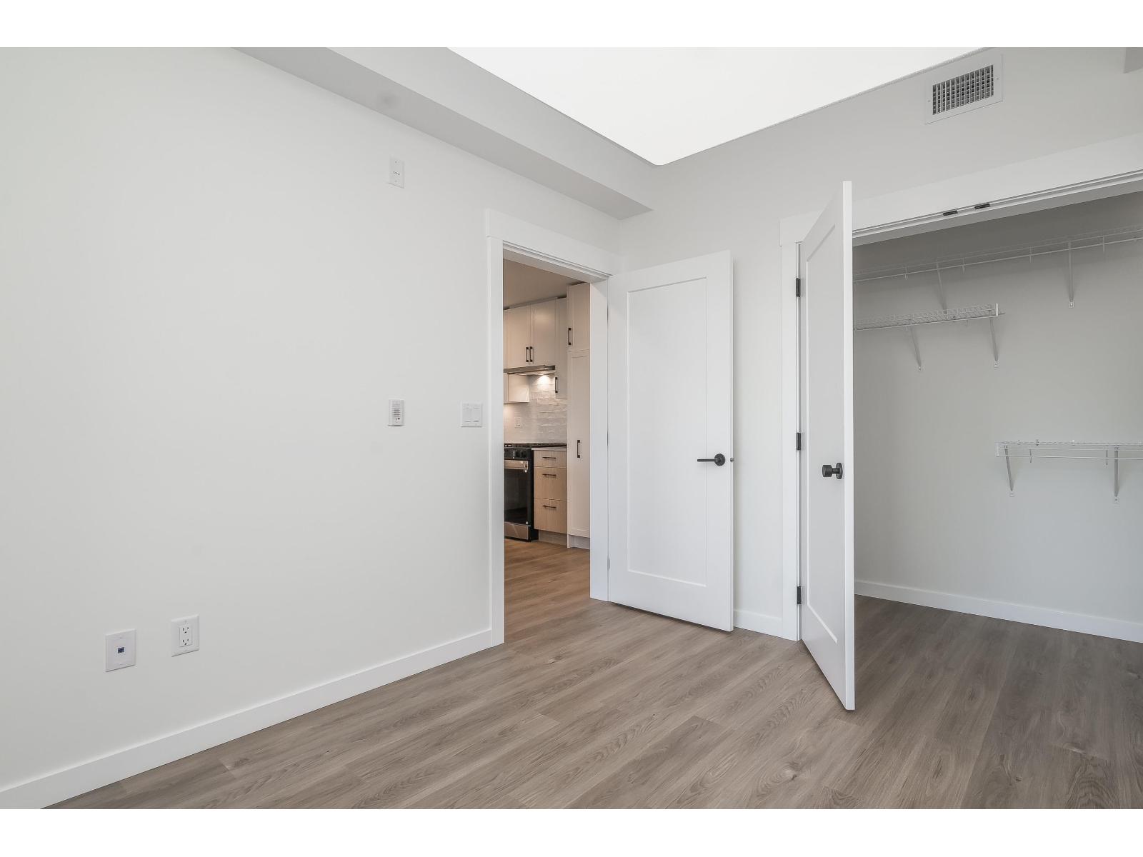 404 27218 Aldergrove Town Centre Drive Property Photo 23