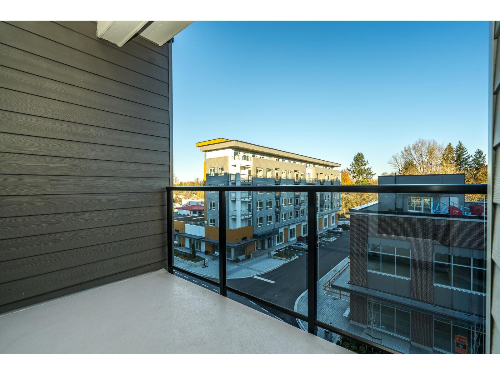 404 27218 Aldergrove Town Centre Drive Property Photo 25