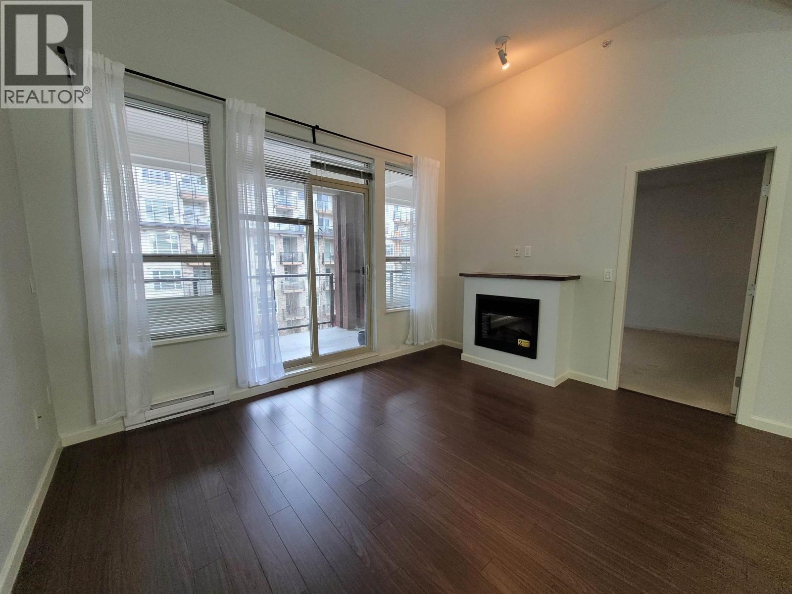 409 2484 Wilson Avenue Property Photo 2