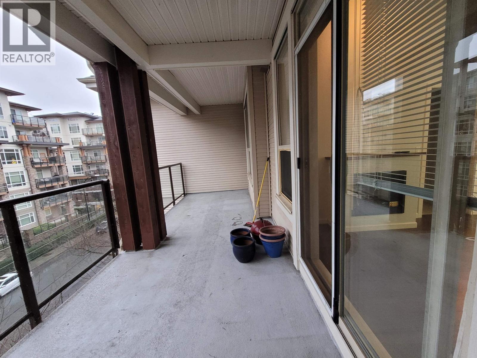 409 2484 Wilson Avenue Property Photo 9
