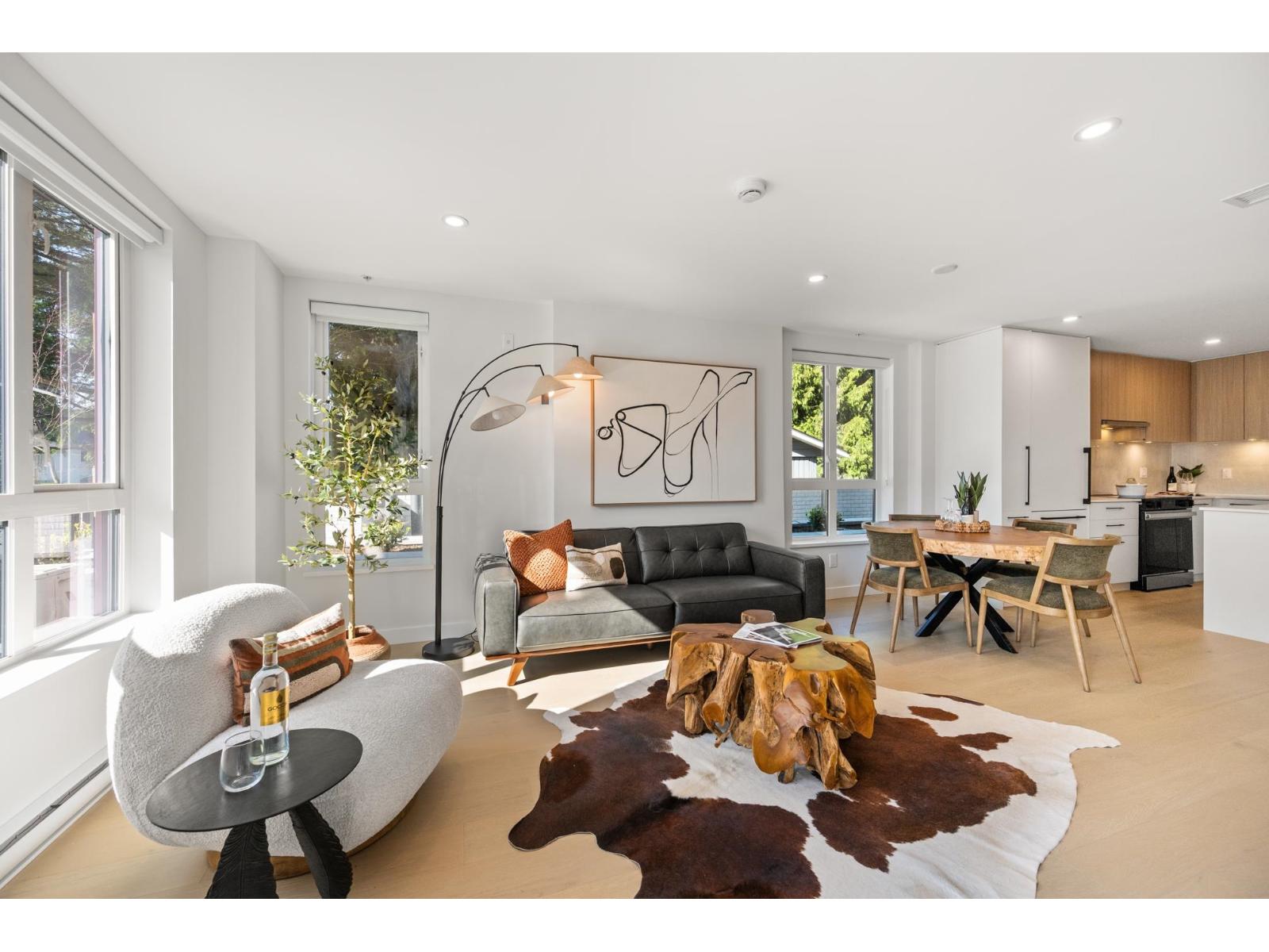 109 5398 207 Street Property Photo 2