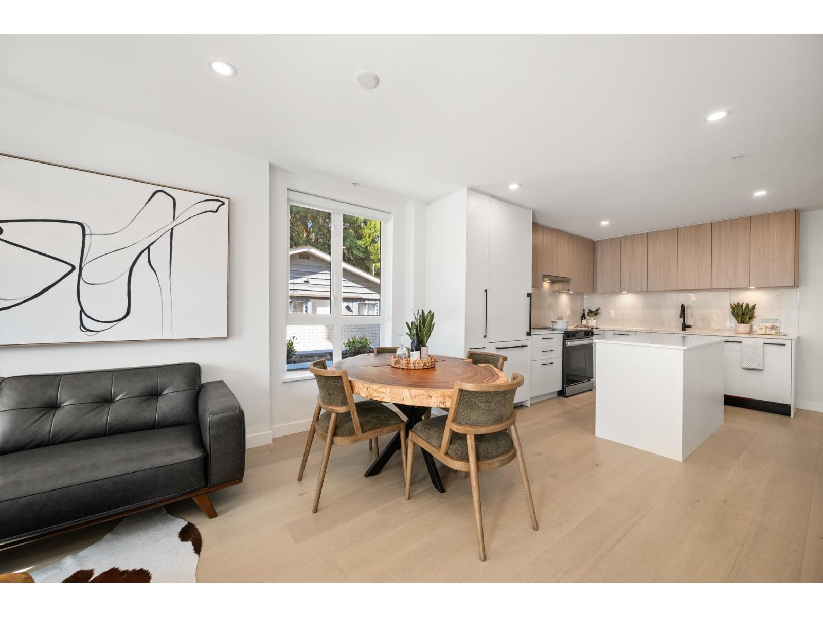 109 5398 207 Street Property Photo 5