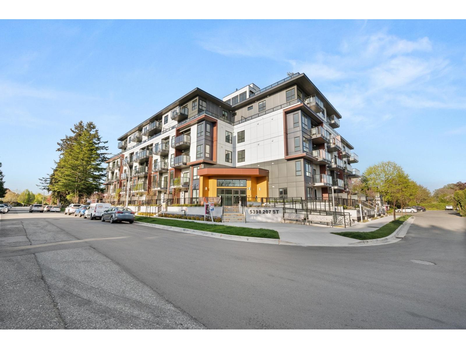 109 5398 207 Street Property Photo 24