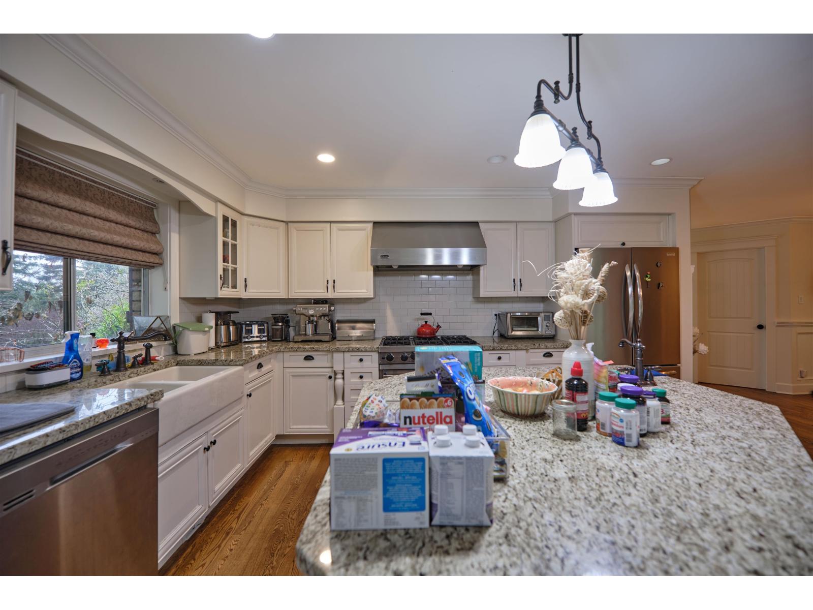 3292 136 Street Property Photo 12