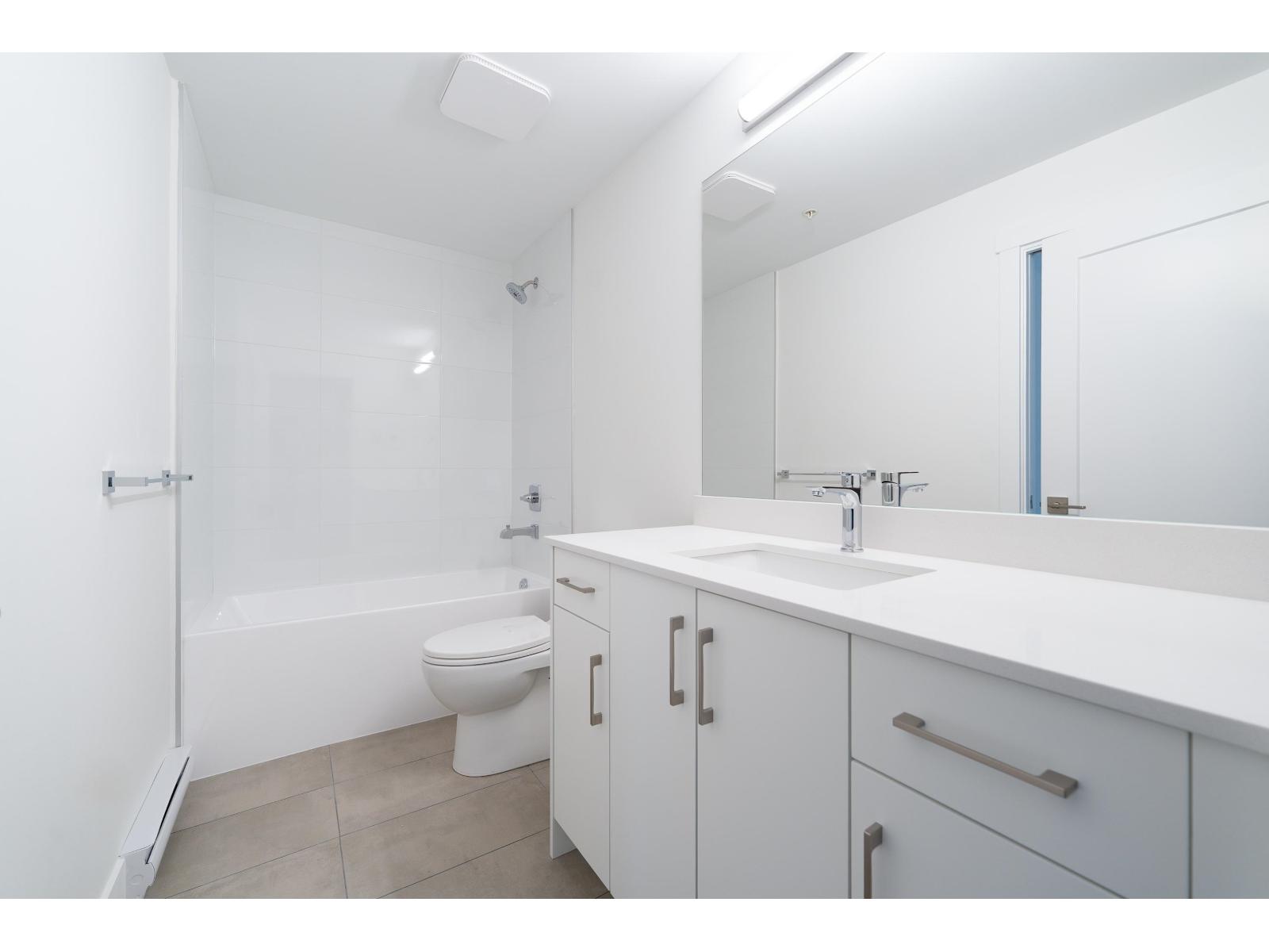 110 6328 King George Boulevard Property Photo 10