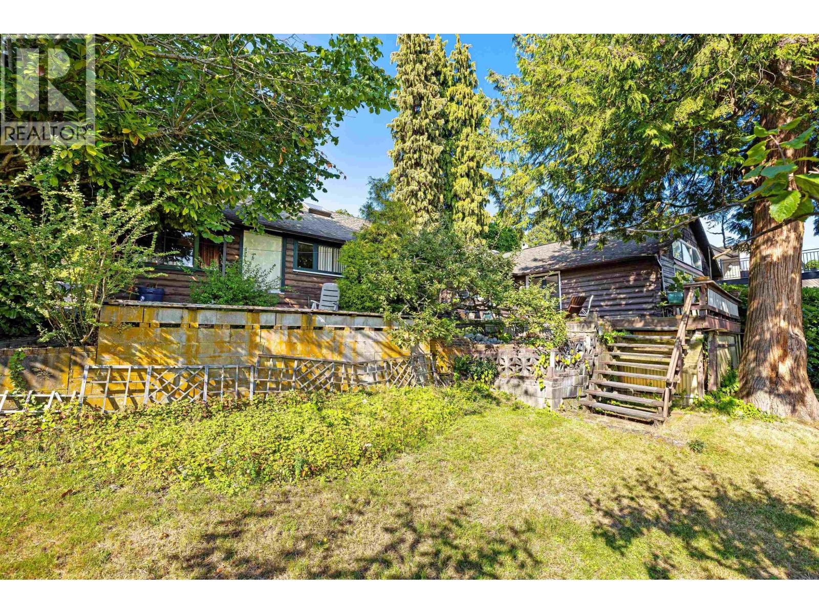 2234 Ottawa Avenue Property Photo 26