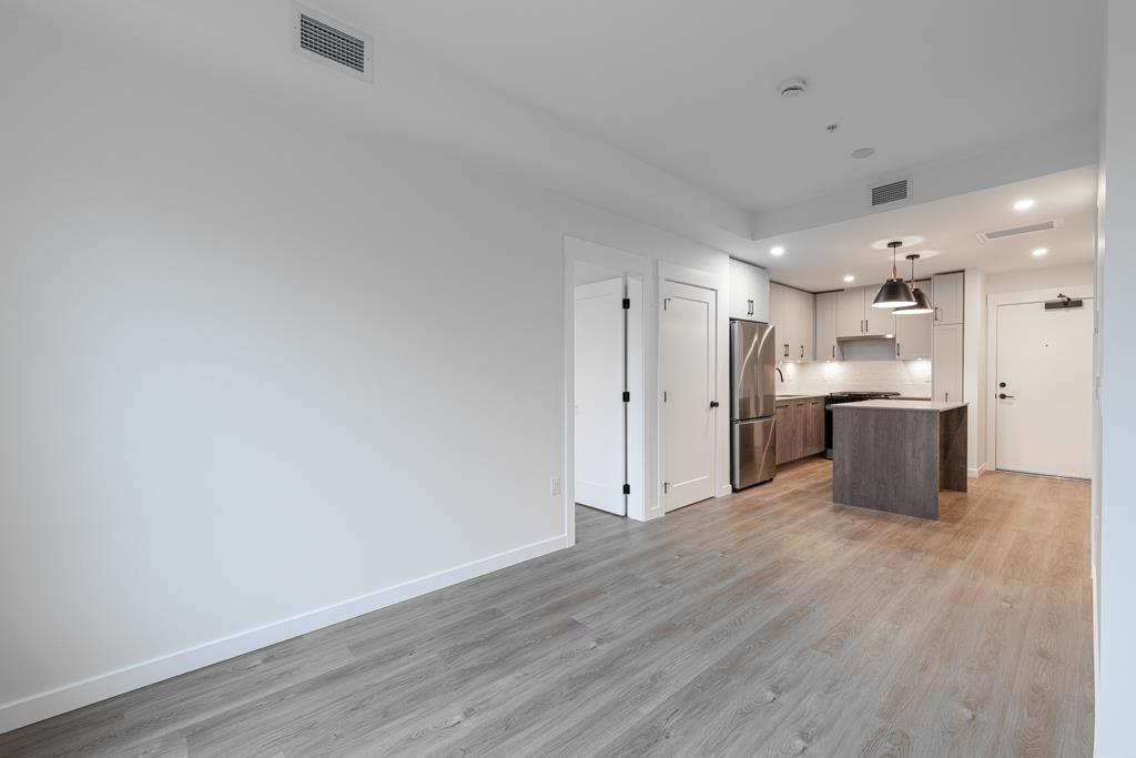 408 27215 Aldergrove Town Centre Drive Property Photo 14