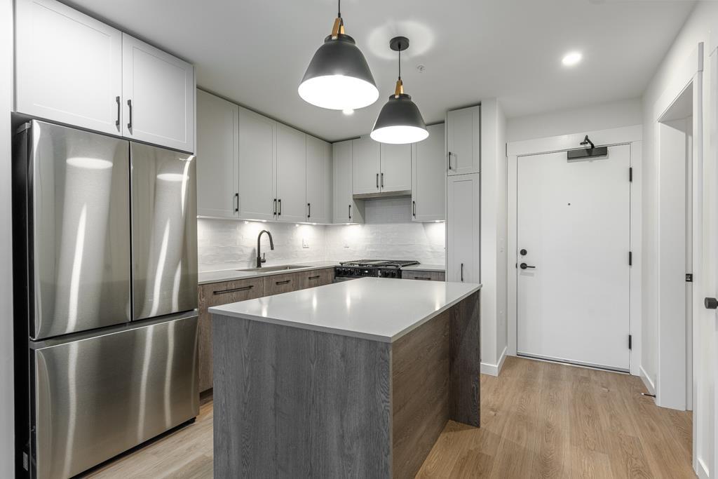 408 27215 Aldergrove Town Centre Drive Property Photo 15
