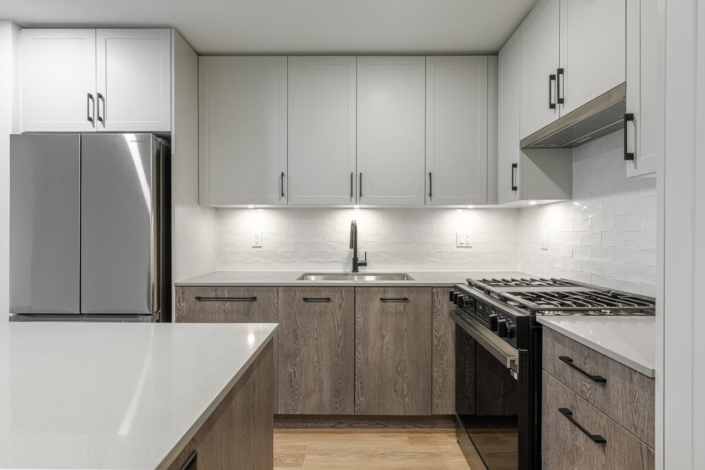 408 27215 Aldergrove Town Centre Drive Property Photo 18