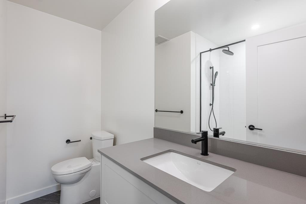 408 27215 Aldergrove Town Centre Drive Property Photo 28