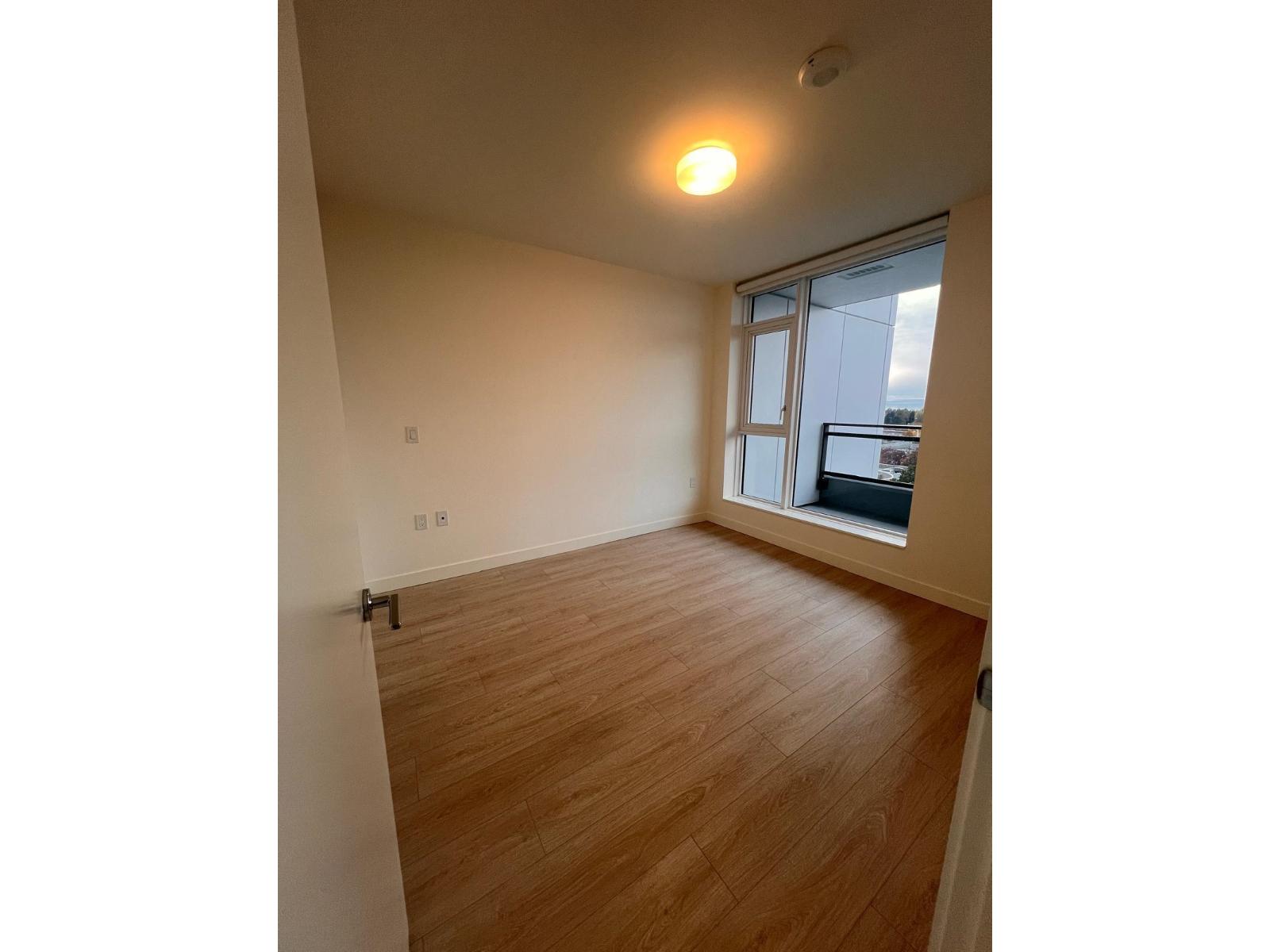 606 13675 107a Avenue Property Photo 5