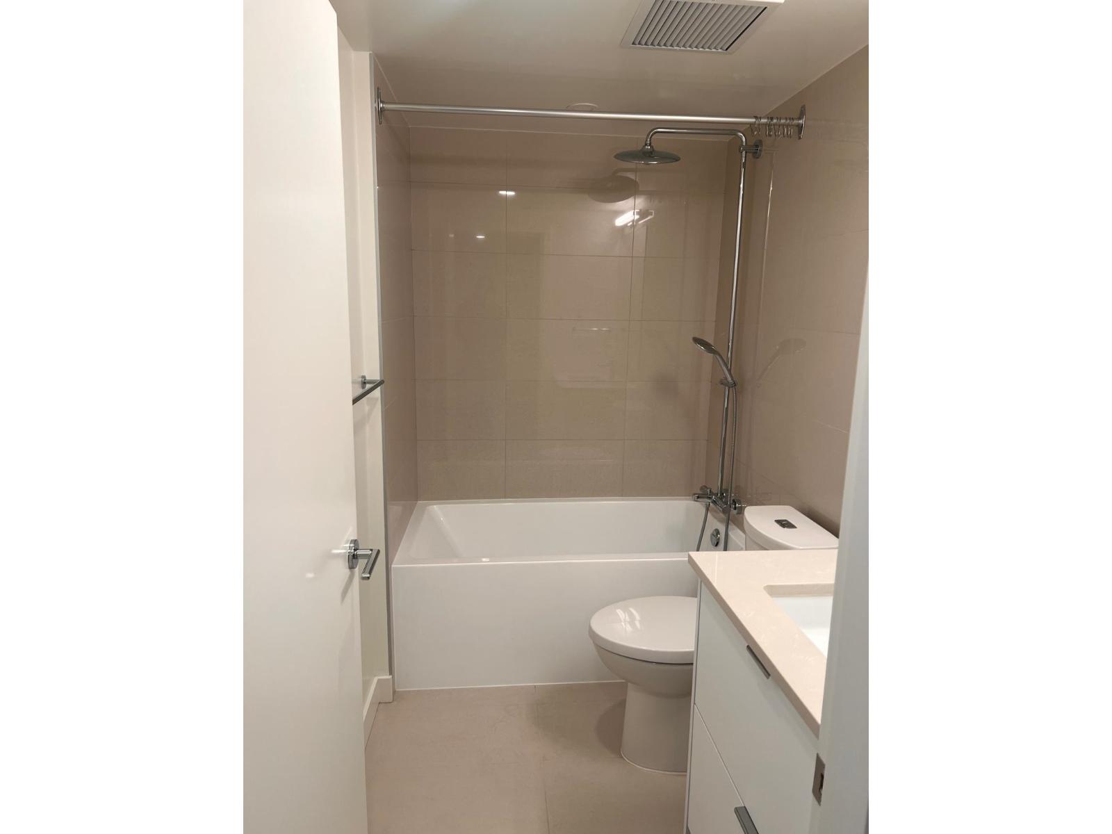 606 13675 107a Avenue Property Photo 8