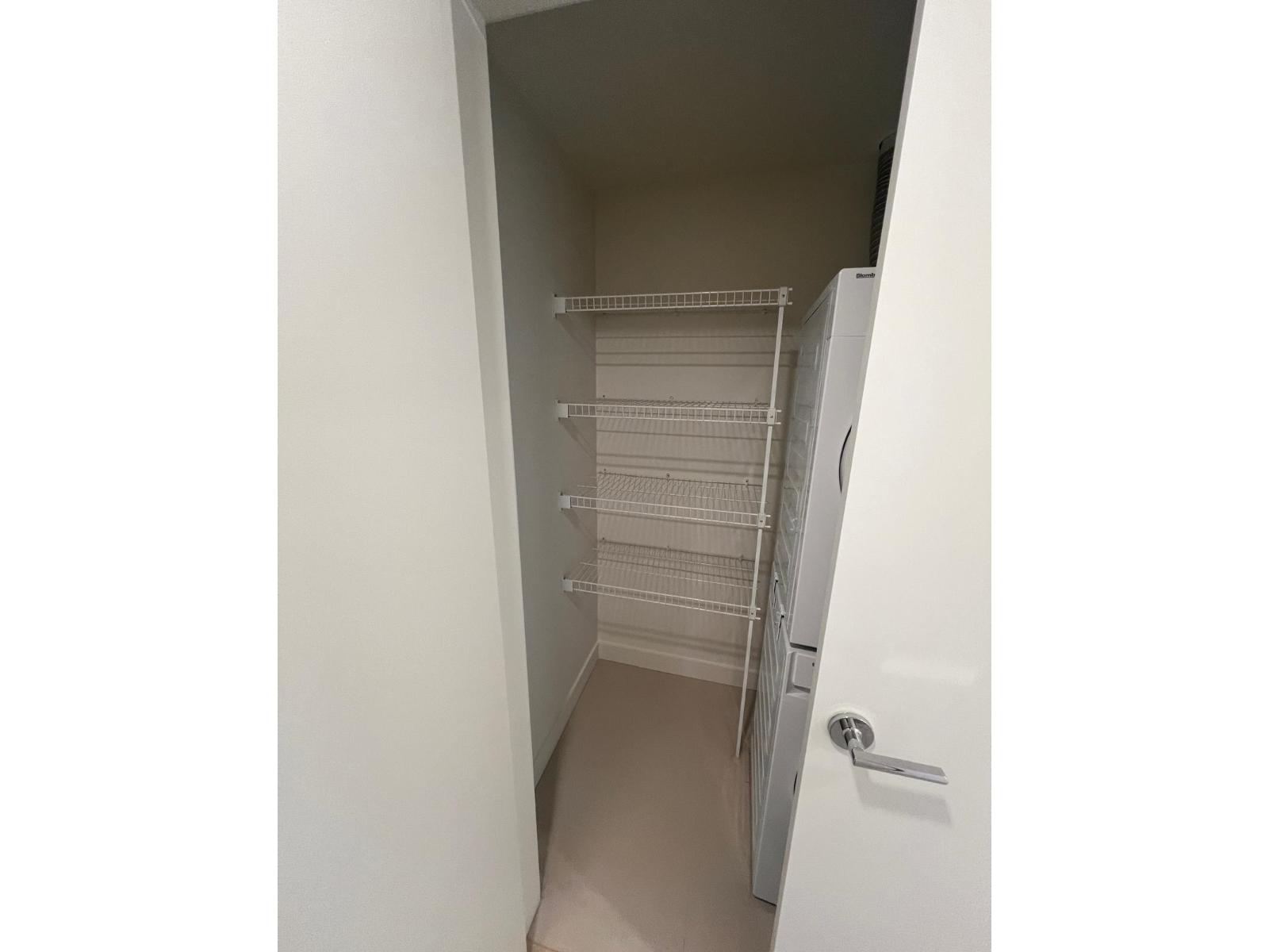 606 13675 107a Avenue Property Photo 10