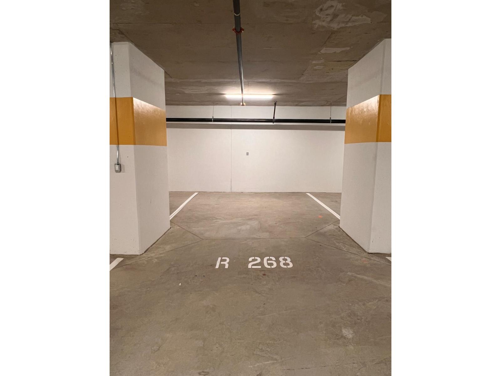 606 13675 107a Avenue Property Photo 12