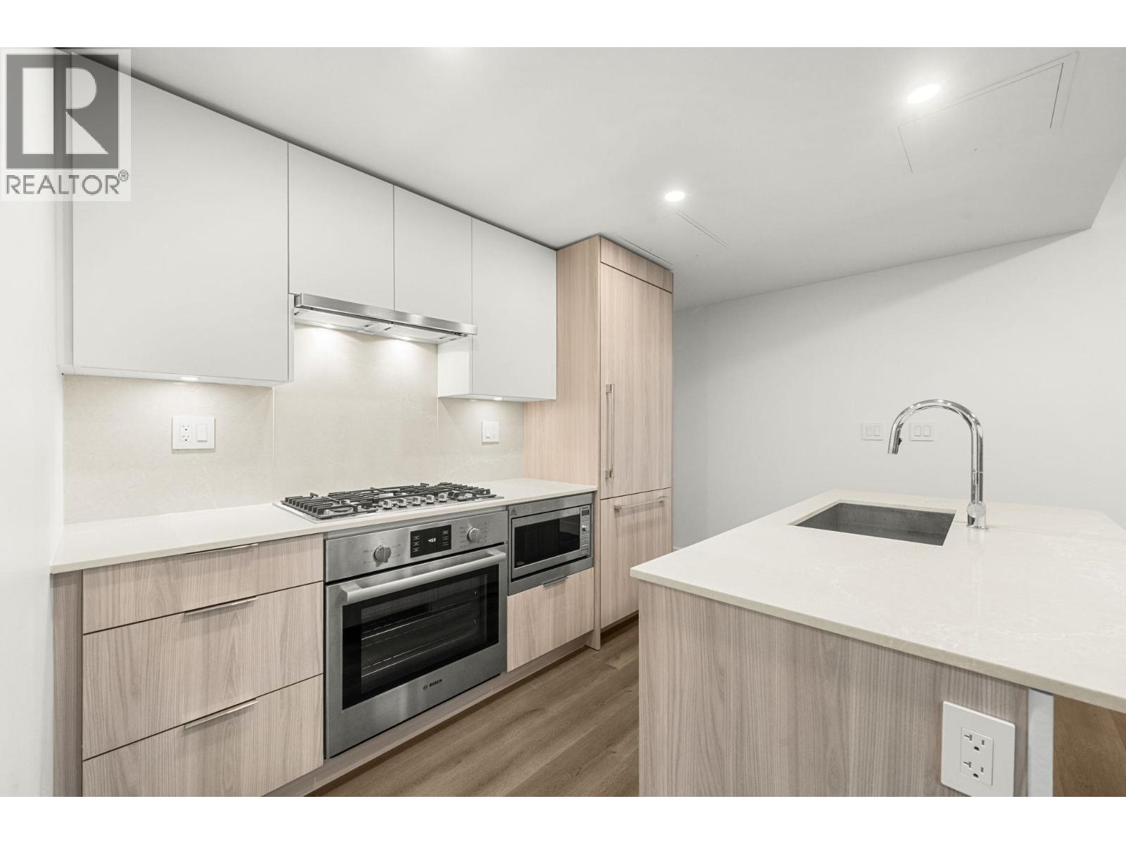 1106 901 Lougheed Highway Property Photo 12