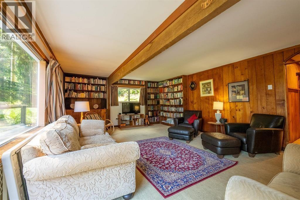 22 Brighton Beach Property Photo 13