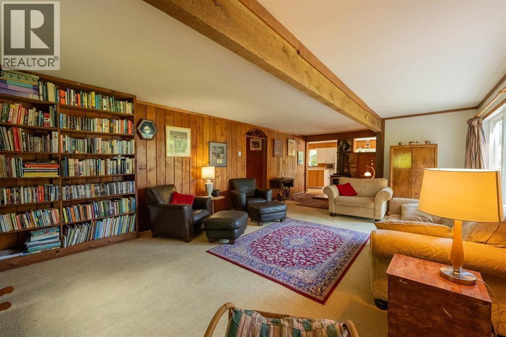 22 Brighton Beach Property Photo 14