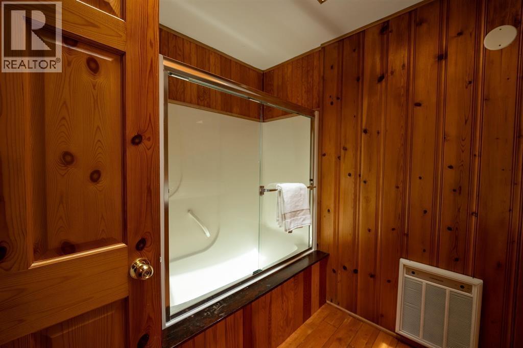 22 Brighton Beach Property Photo 24
