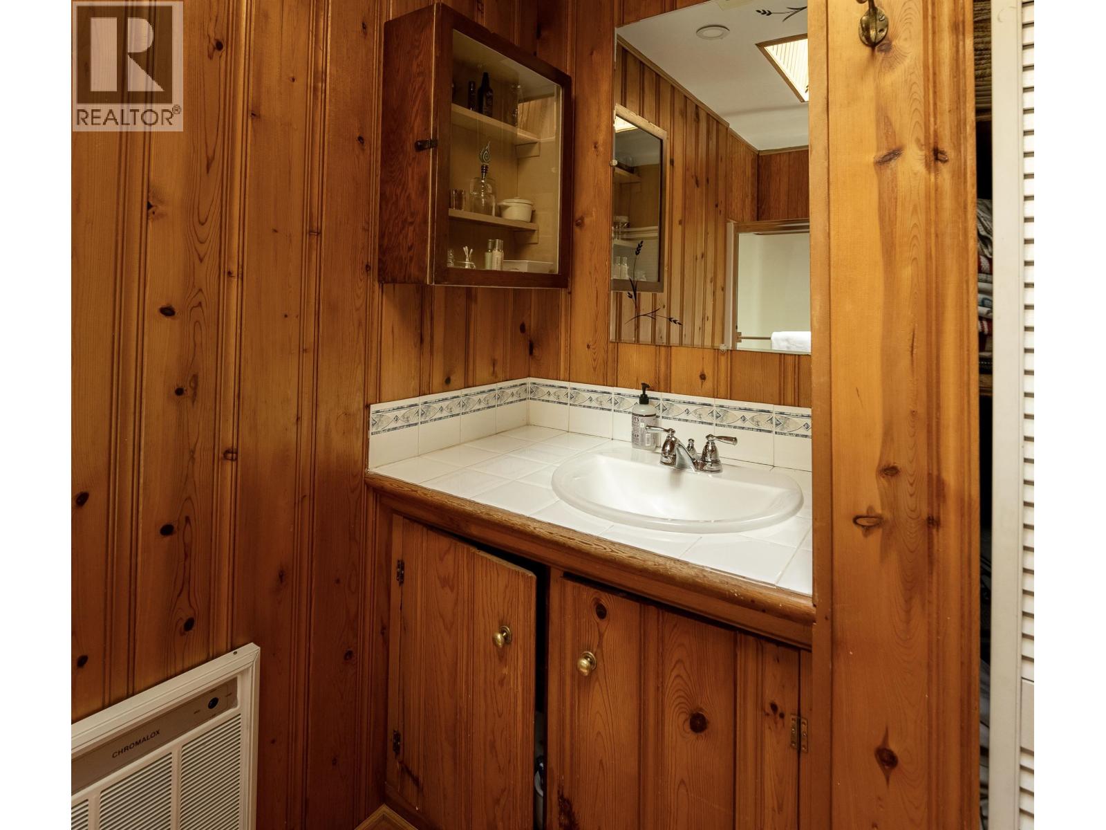 22 Brighton Beach Property Photo 25