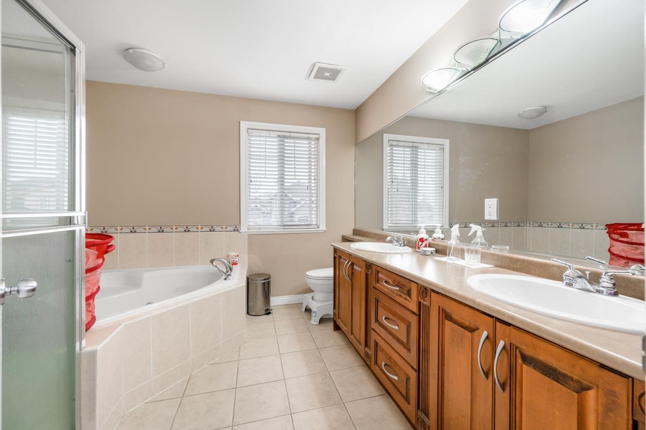 14496 74 Avenue Property Photo 17