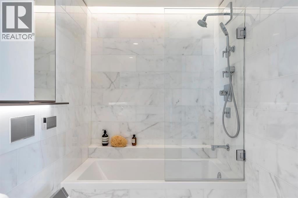 2103 1482 Robson Property Photo 11