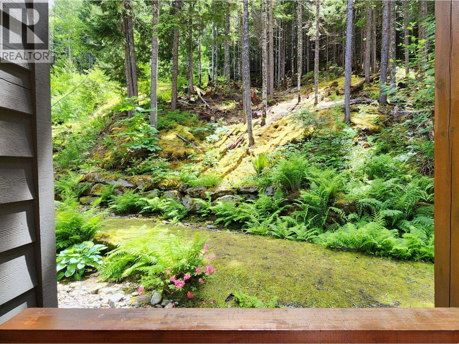 221 2202 Gondola Way Property Photo 12