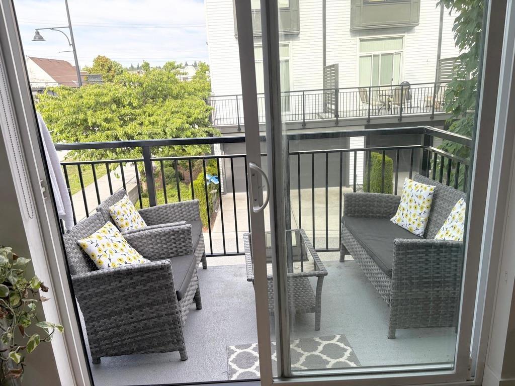 103 17578 57a Avenue Property Photo 11