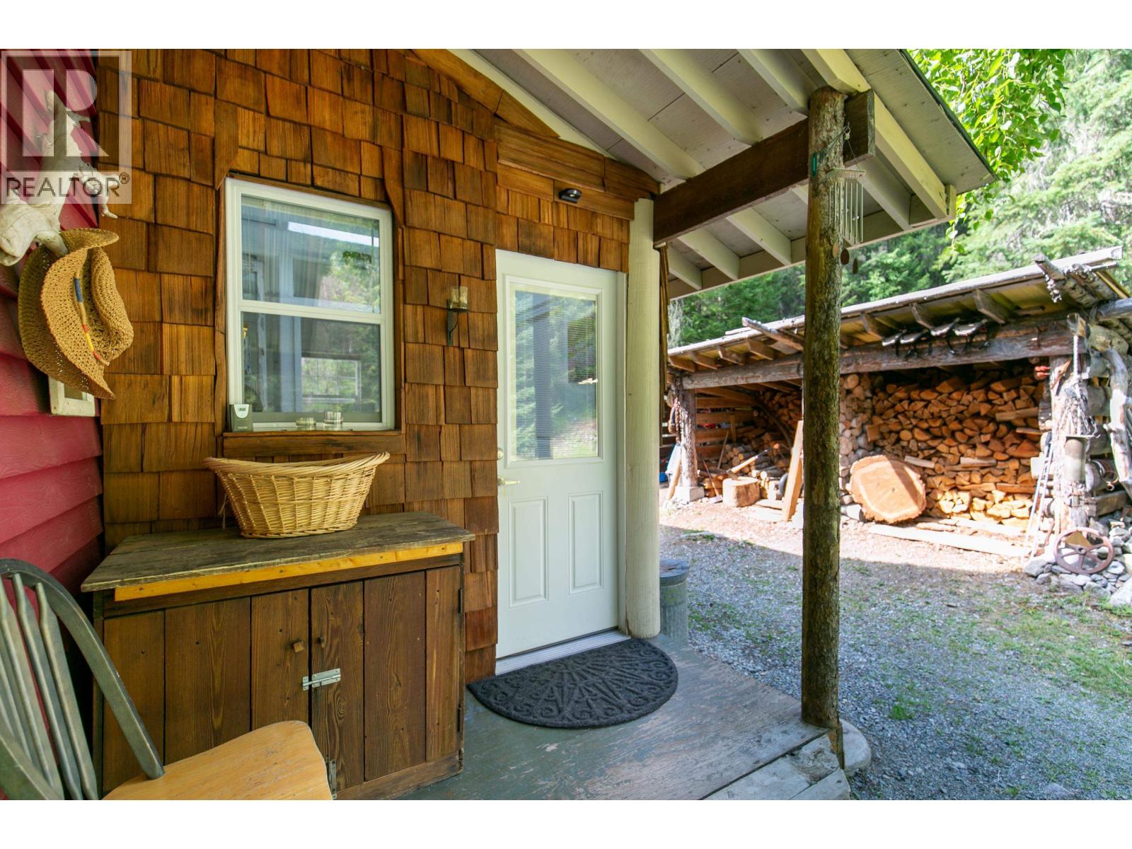 2841 Blackwater Road Property Photo 20