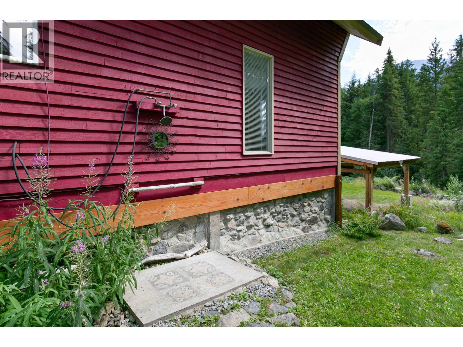 2841 Blackwater Road Property Photo 22