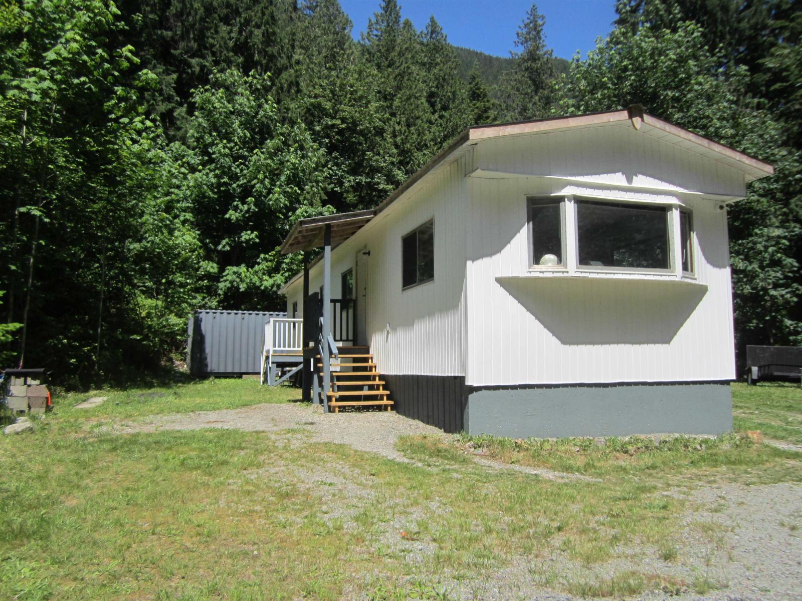 11121 Barnes Road Property Photo 9