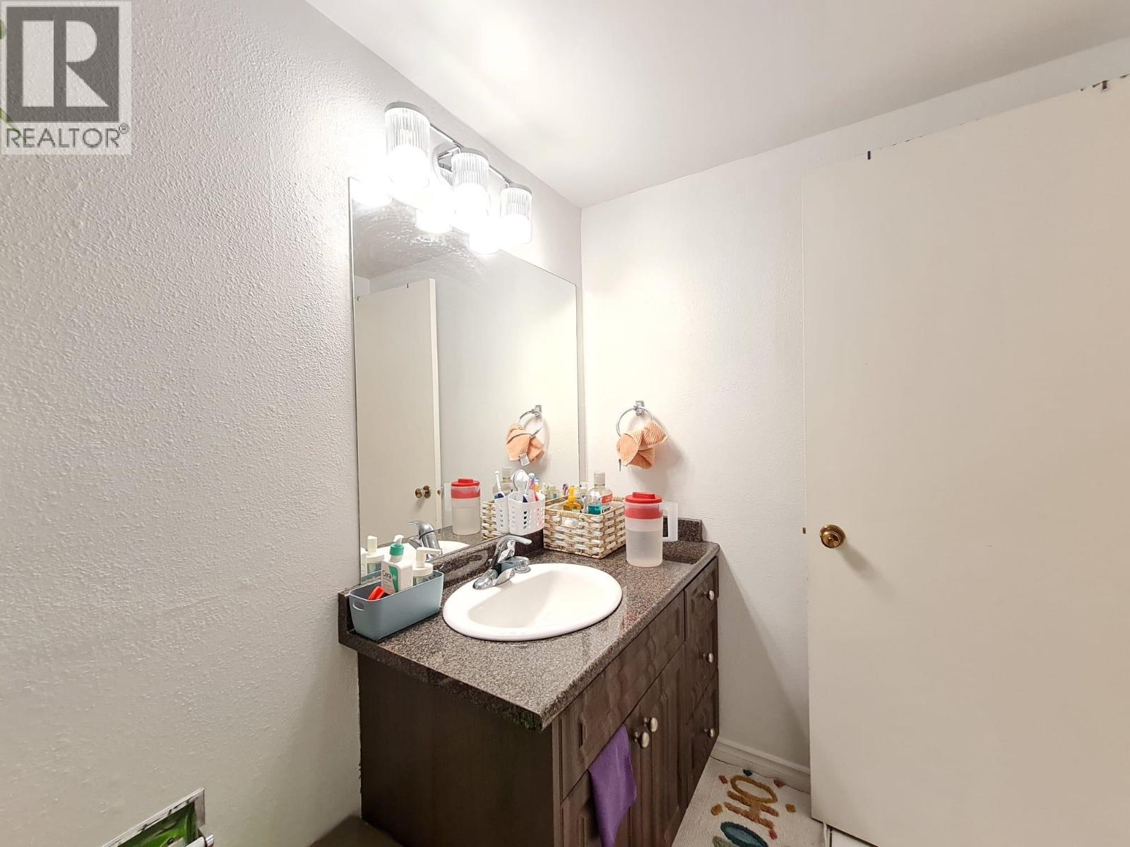 106 8080 Ryan Road Property Photo 14