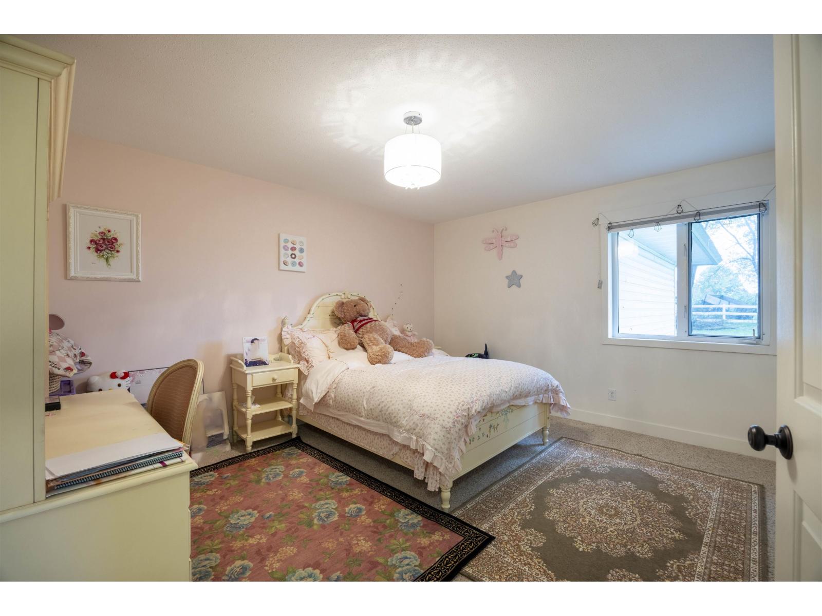 6911 CHILLIWACK RIVER Road