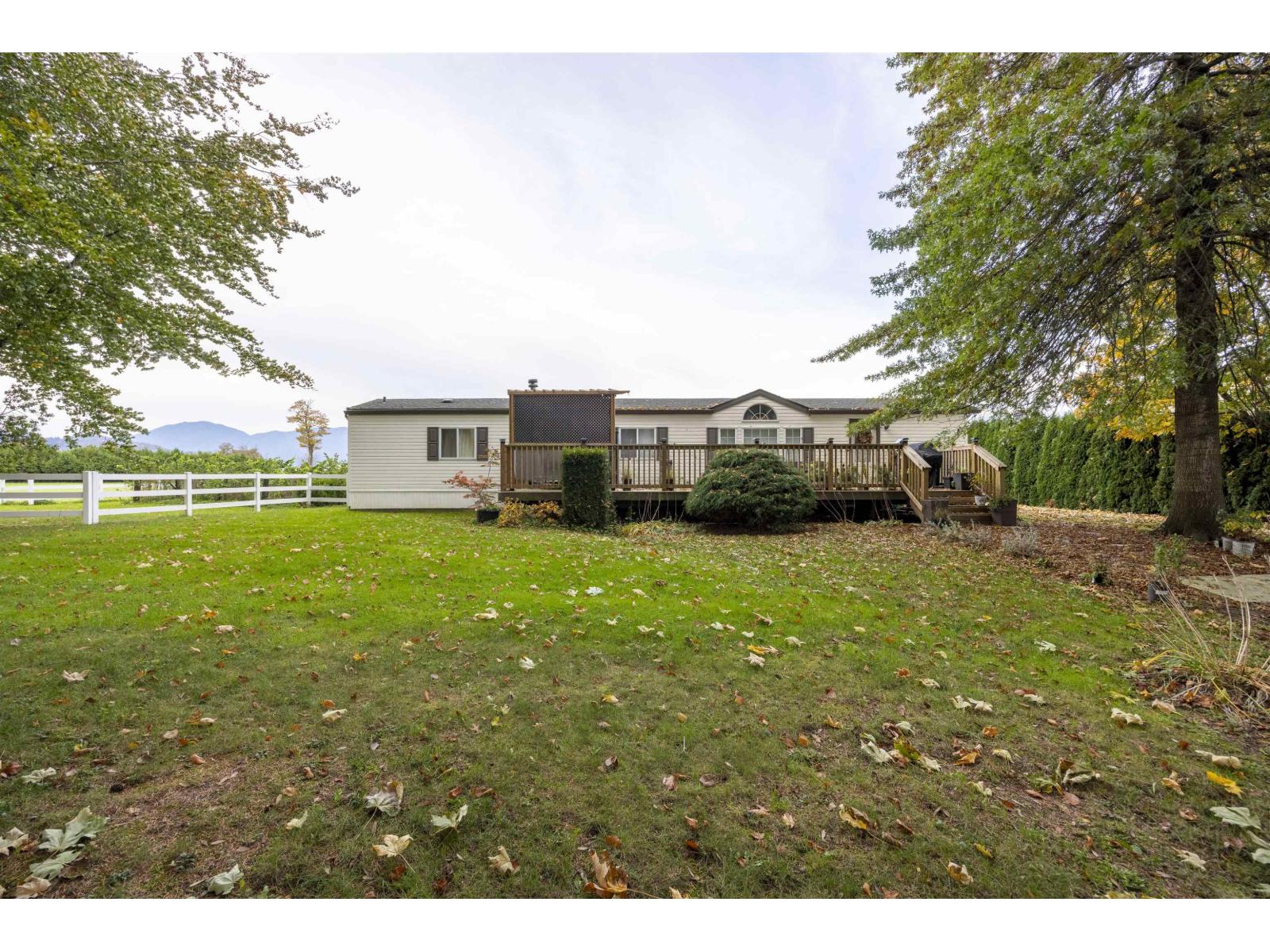 6911 Chilliwack River Road Property Photo 7
