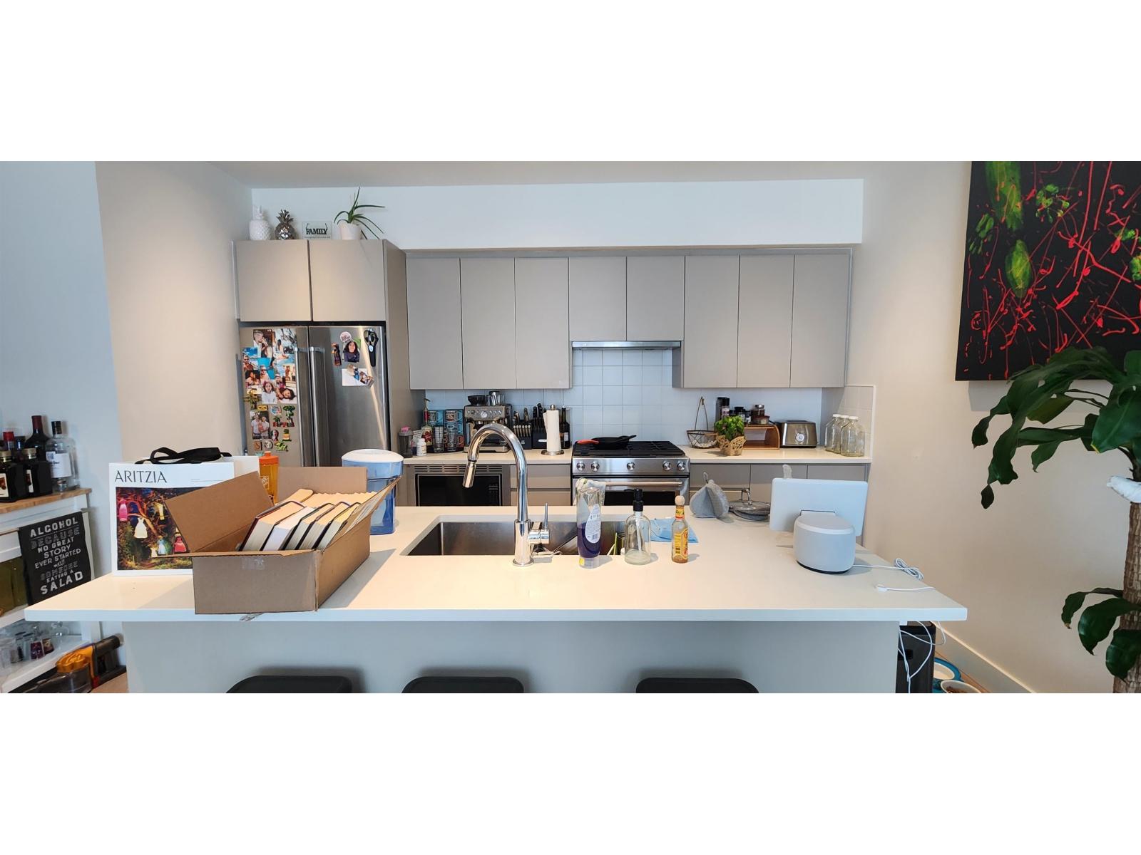 140 16433 19 Avenue Property Photo 6