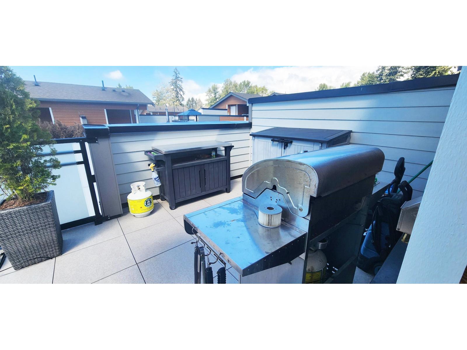 140 16433 19 Avenue Property Photo 10