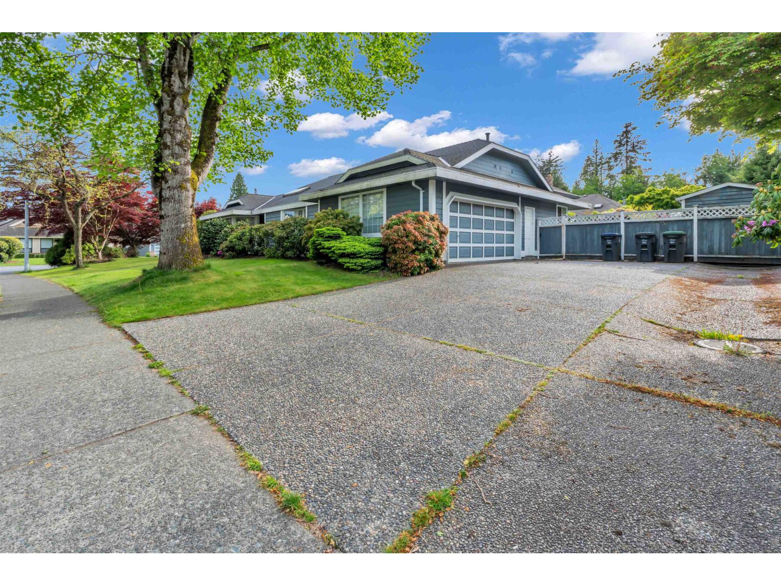 2151 148A STREET Property Photo 1
